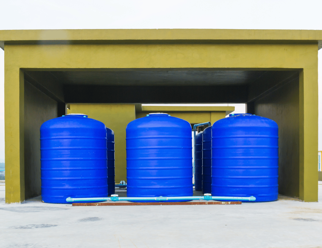8 Best Water Storage Tanks for Homesteads in 2026
