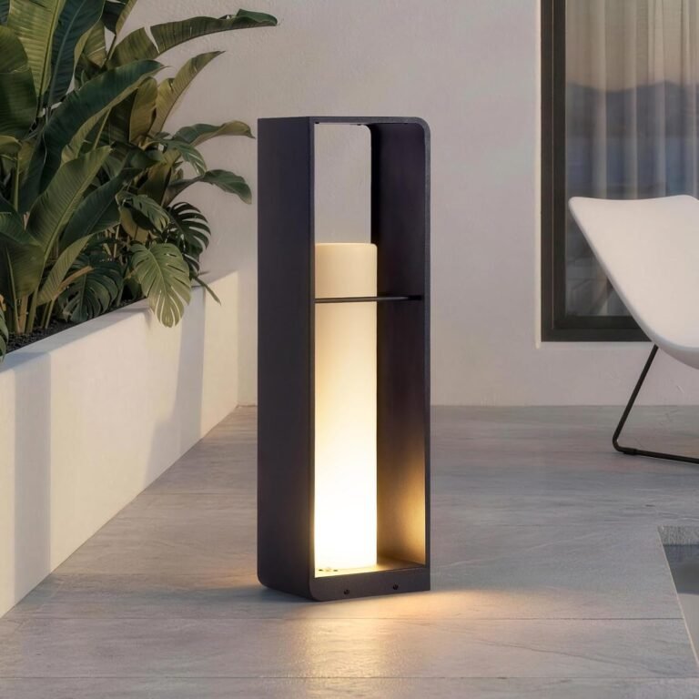 LED Corner Floor Lamp, IP65 Solar Lanterns Outdoor Waterproof