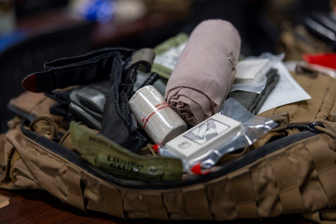 What to Include in an Emergency Survival Kit